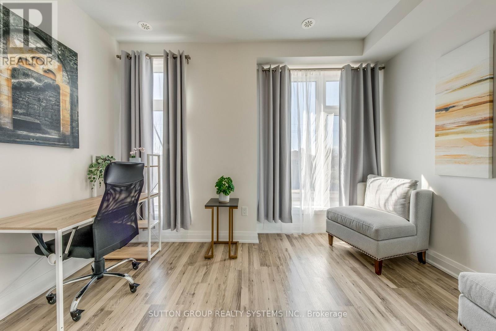 UPPER - 1 - 1774A LAWRENCE AVENUE W