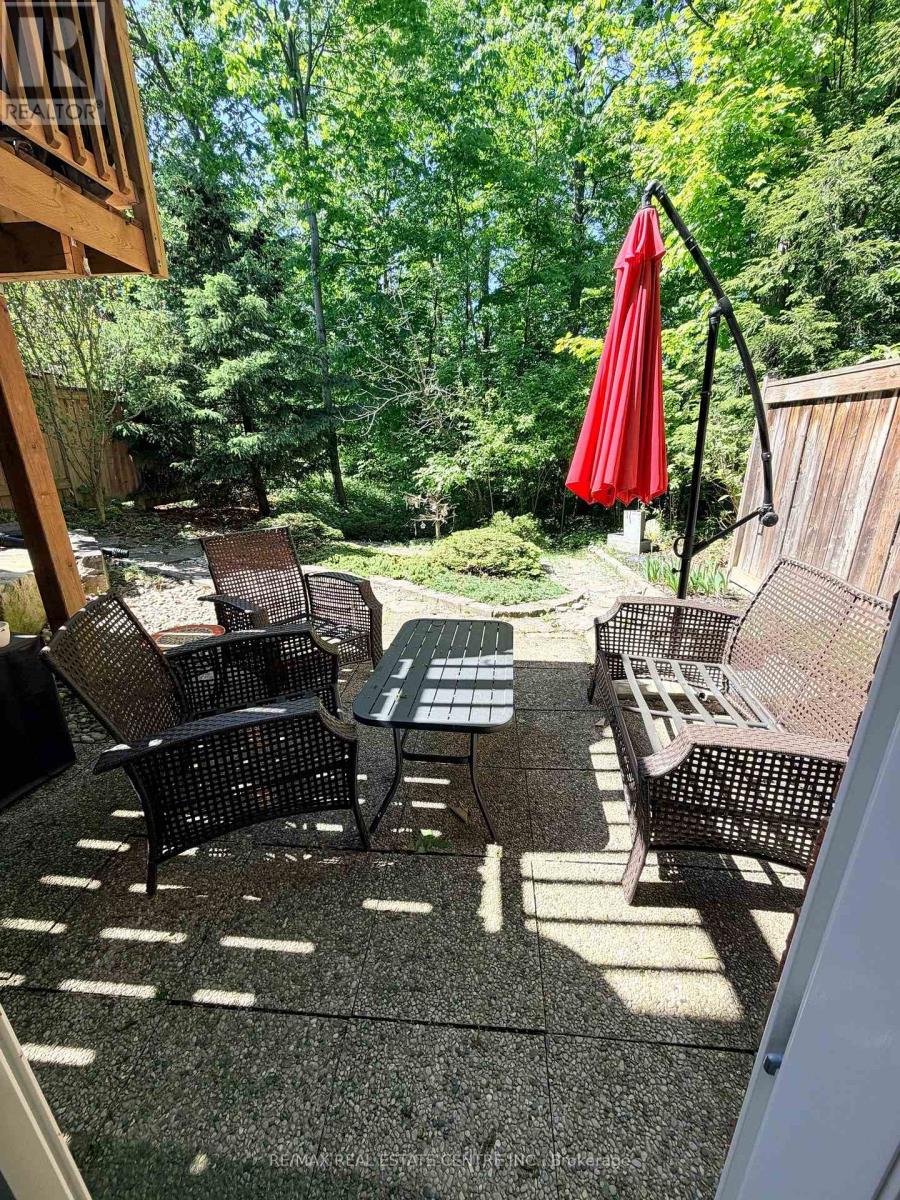 3335 EDGEWOOD PLACE