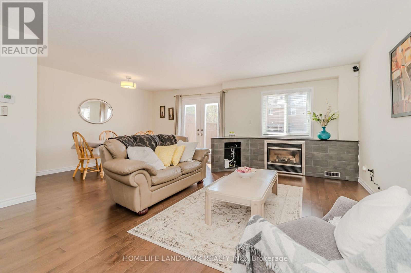 7 WHITEHALL LANE - 11