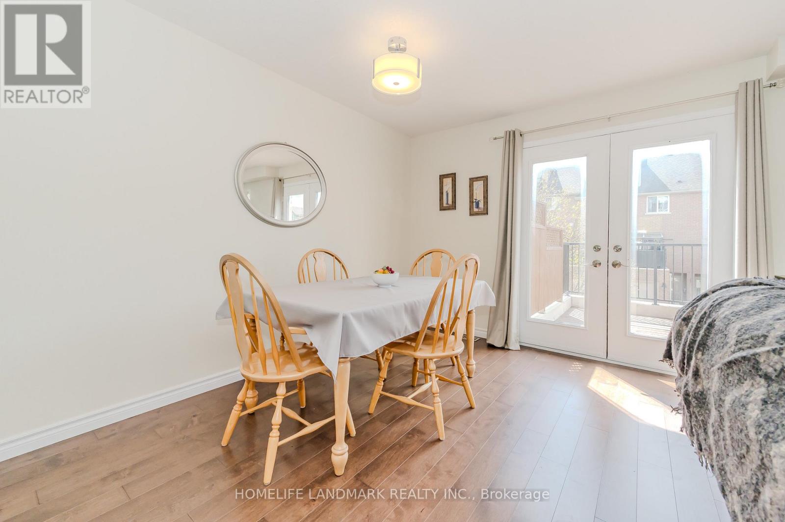 7 WHITEHALL LANE - 12