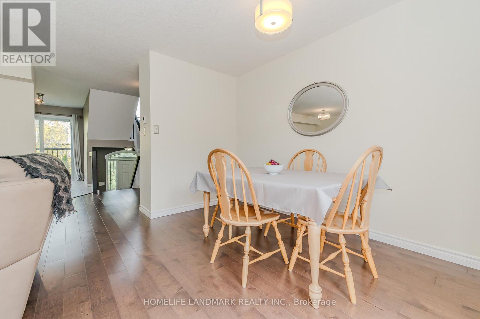 7 WHITEHALL LANE - 13
