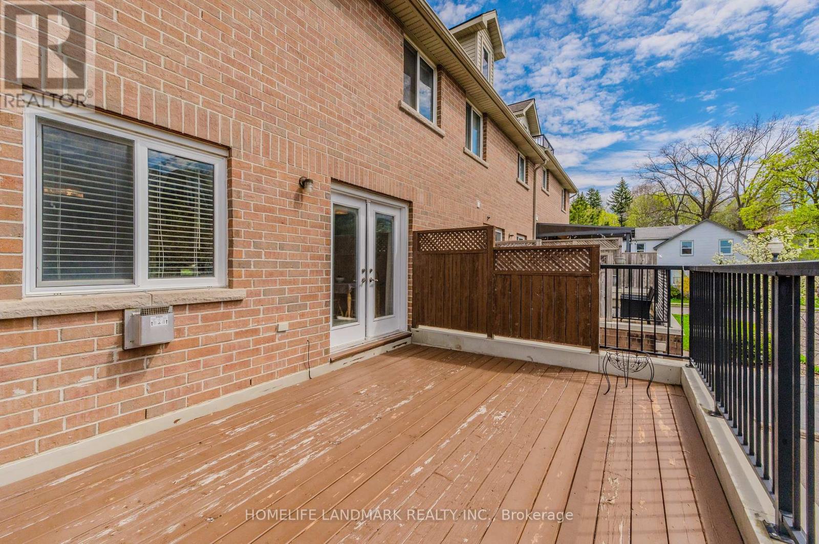 7 WHITEHALL LANE - 36