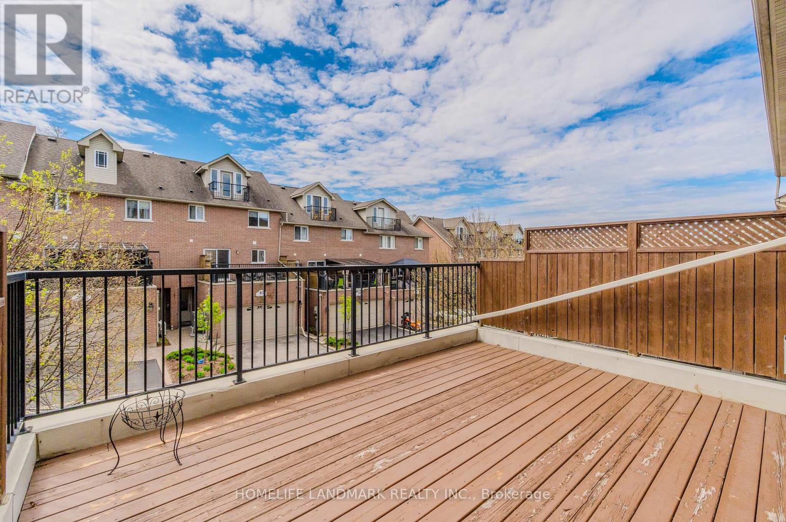 7 WHITEHALL LANE - 37