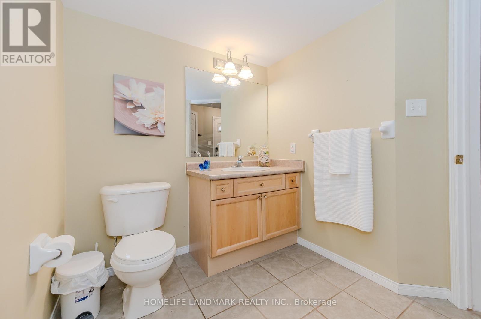 7 WHITEHALL LANE - 42