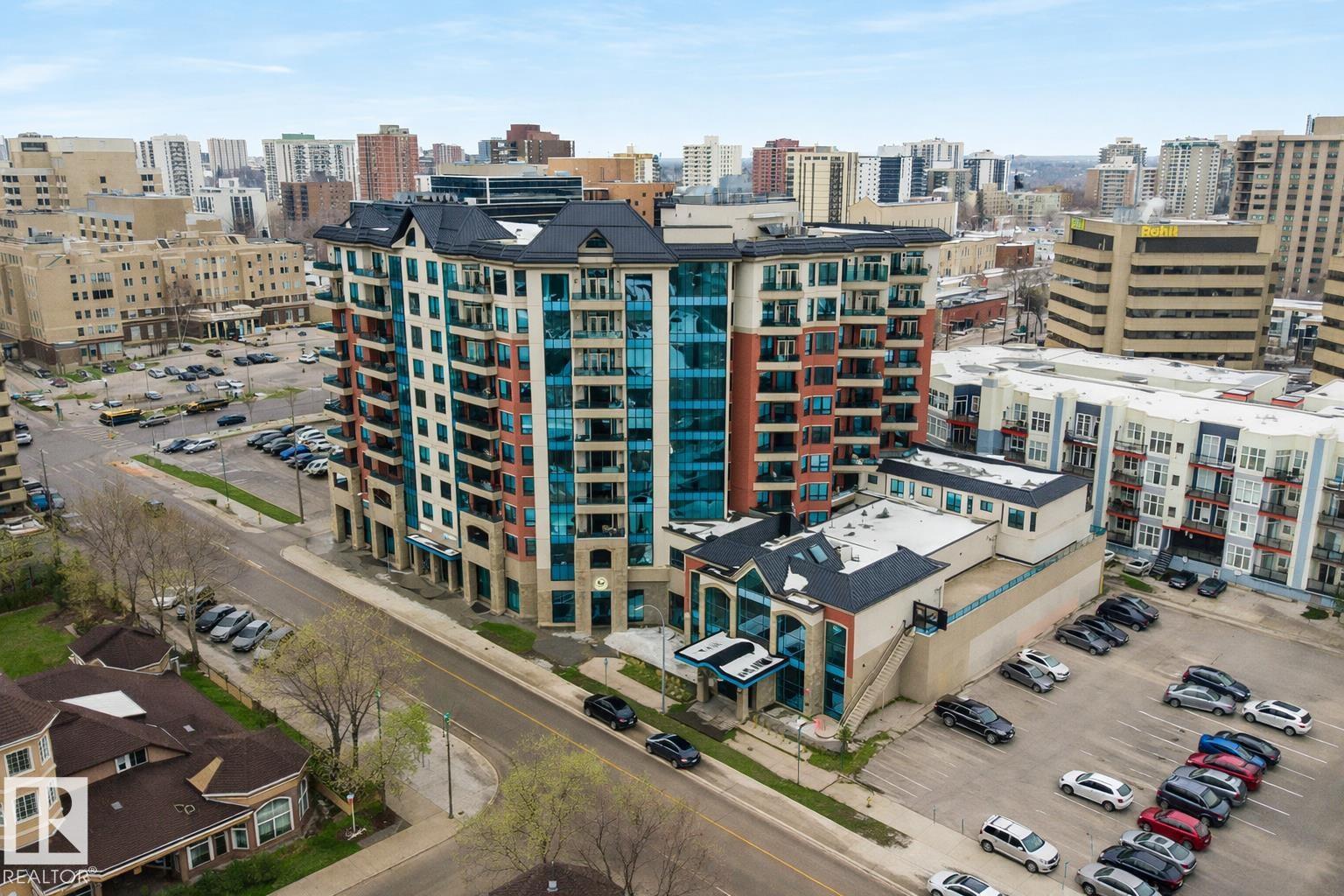 #906 10142 111 ST NW - 28