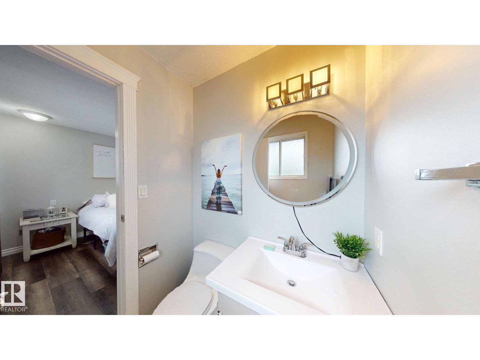 5501 46 AV — photo 17