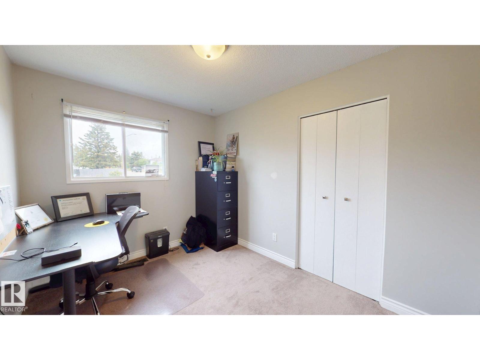 5501 46 AV — photo 18