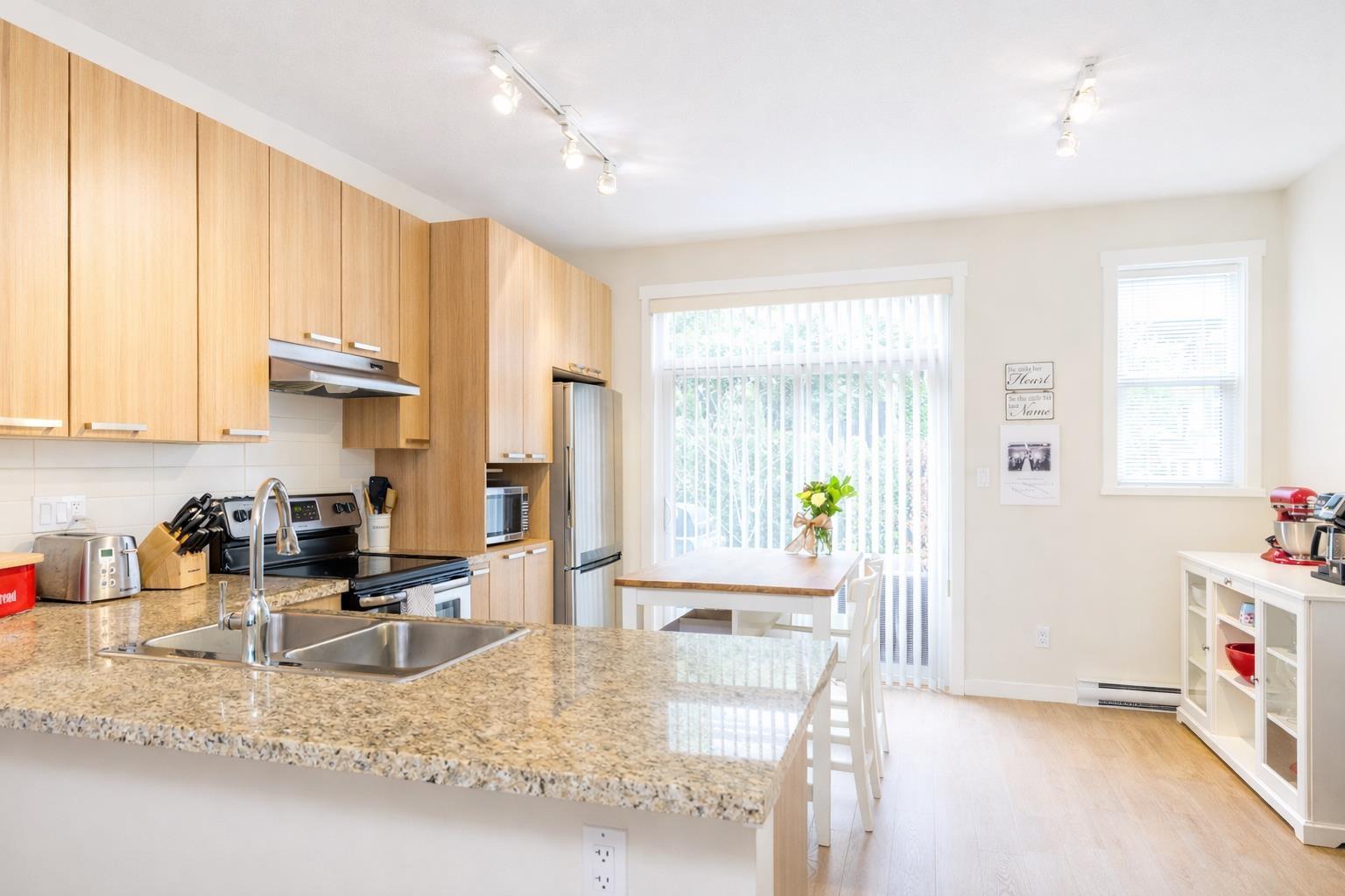 3 Bed, 2 Bath Townhouse for Sale in Surrey – 50 14838 61 AVENUE, Surrey – MLS# R3113616 - Image 17