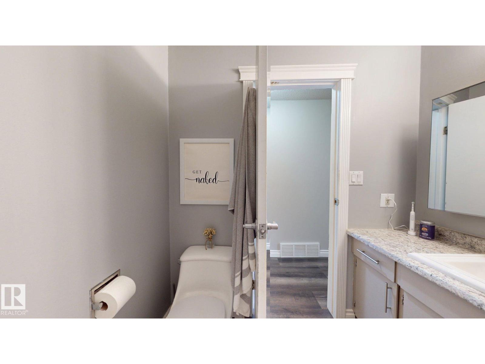 5501 46 AV — photo 25