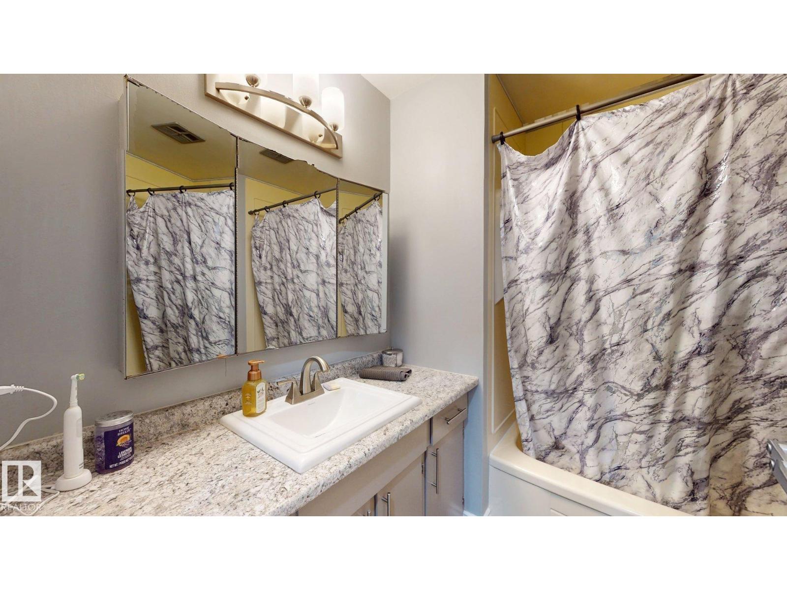 5501 46 AV — photo 24