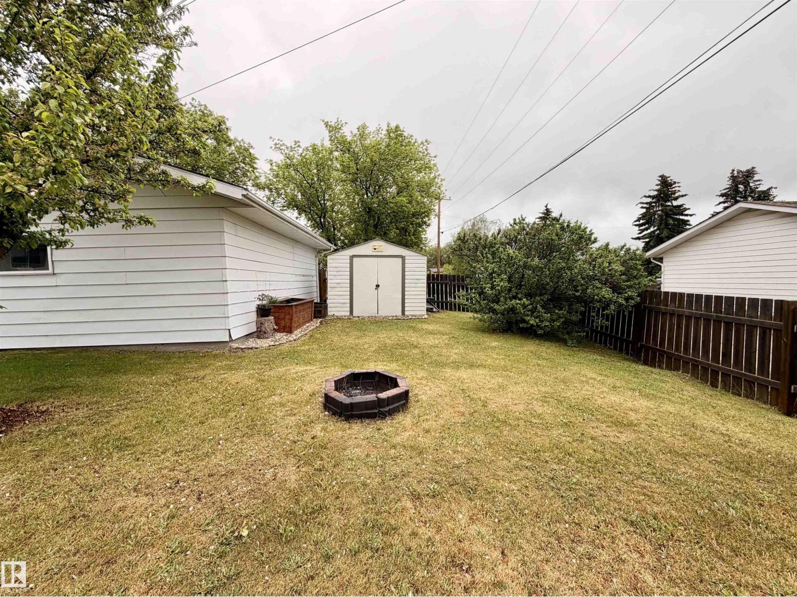 5501 46 AV — photo 42