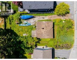 2465 Keats Road, North Vancouver, BC V7H1J6 Photo 8