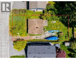 2465 Keats Road, North Vancouver, BC V7H1J6 Photo 7