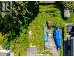 2465 Keats Road, North Vancouver, BC V7H1J6 Photo 13
