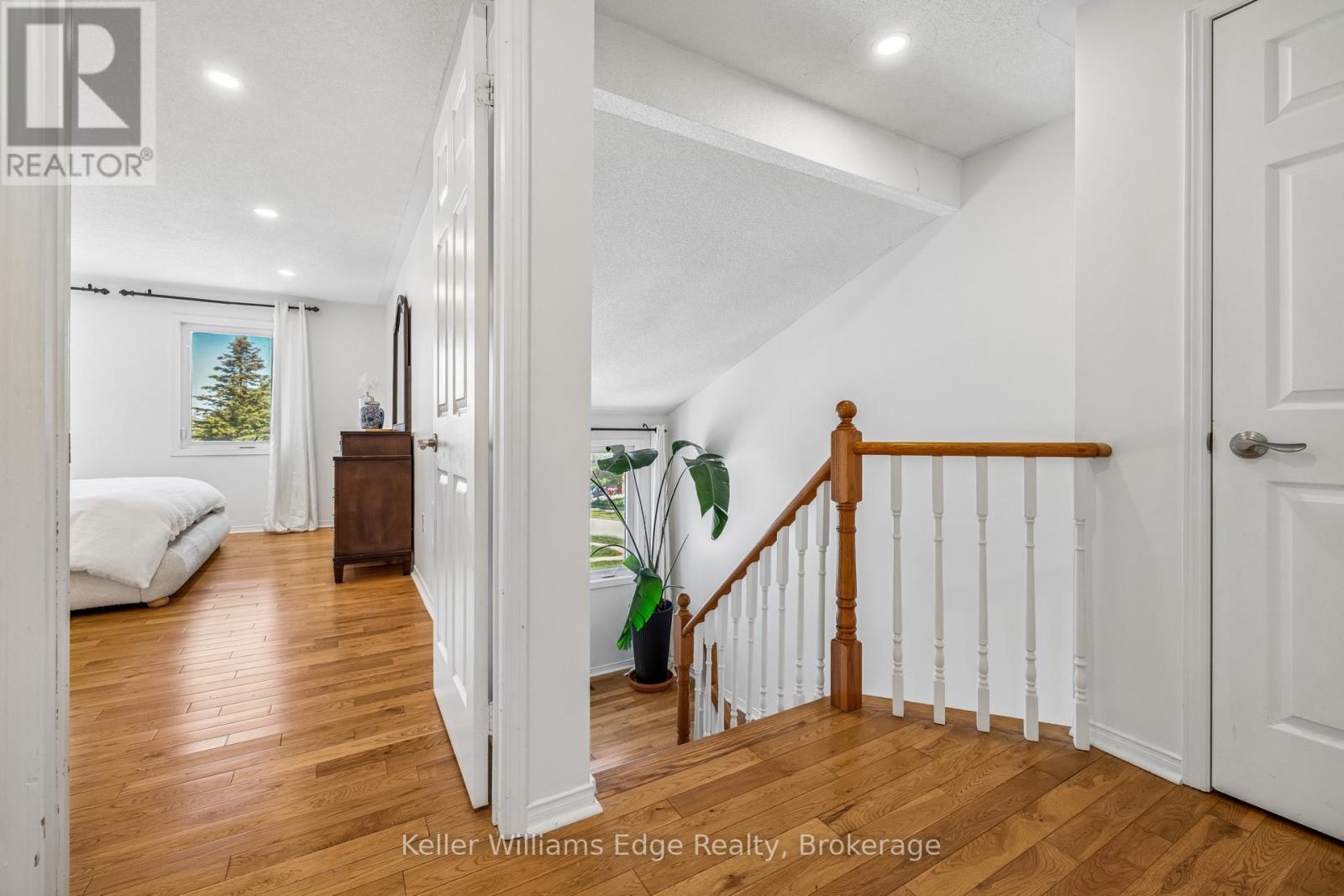 1134 LEEWOOD DRIVE - 23