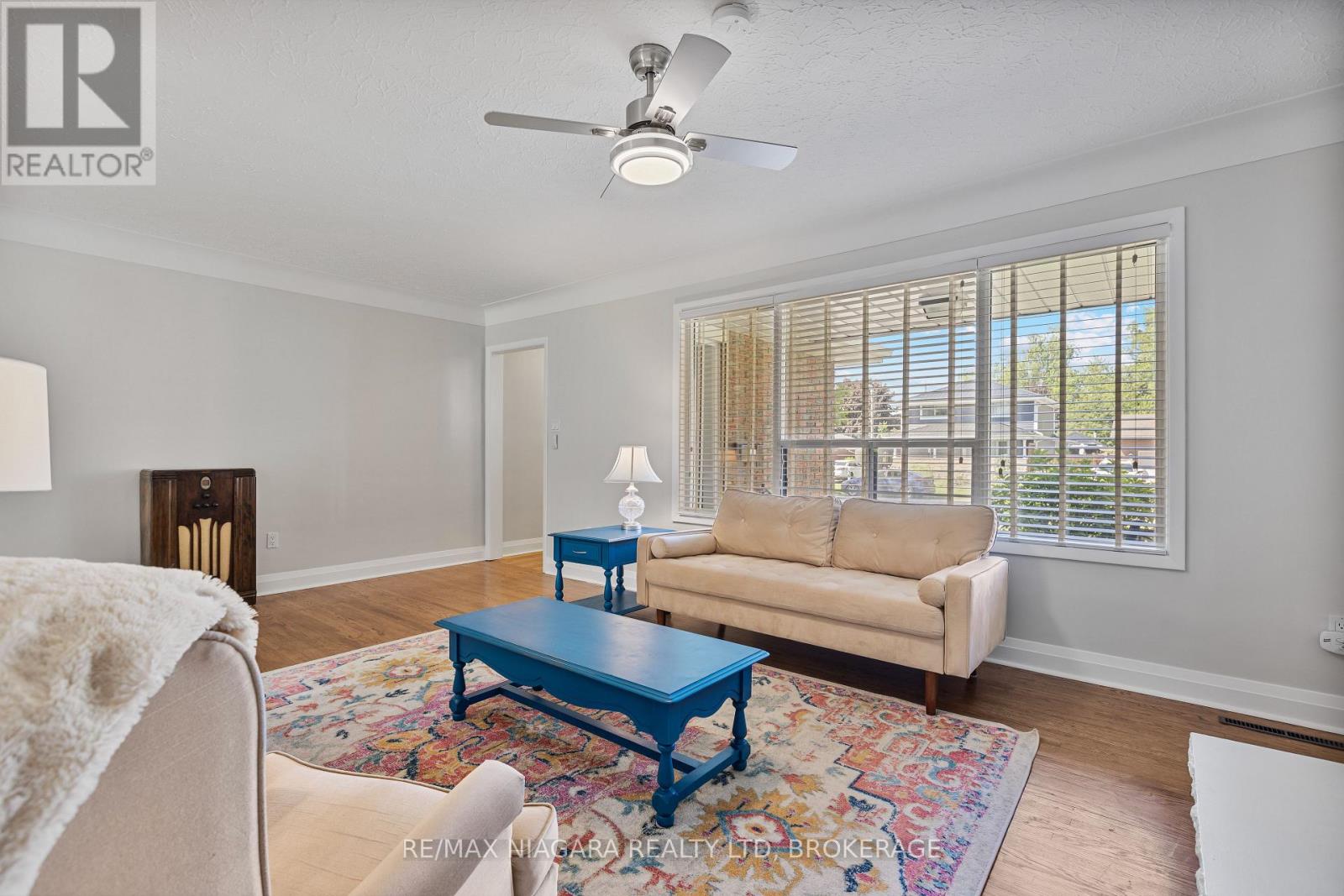 12 CLAREMOUNT CIRCLE - 10
