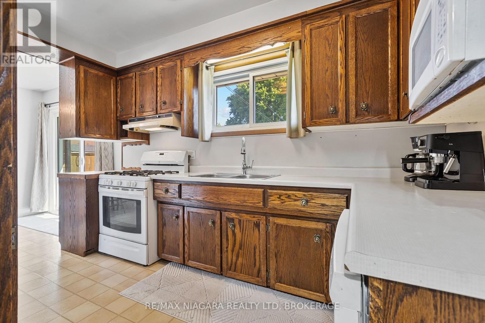 12 CLAREMOUNT CIRCLE - 12