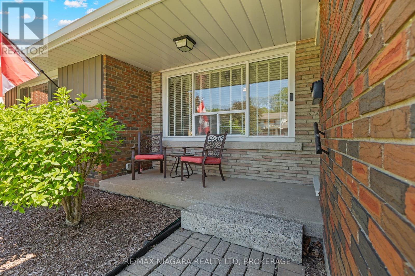 12 CLAREMOUNT CIRCLE - 5