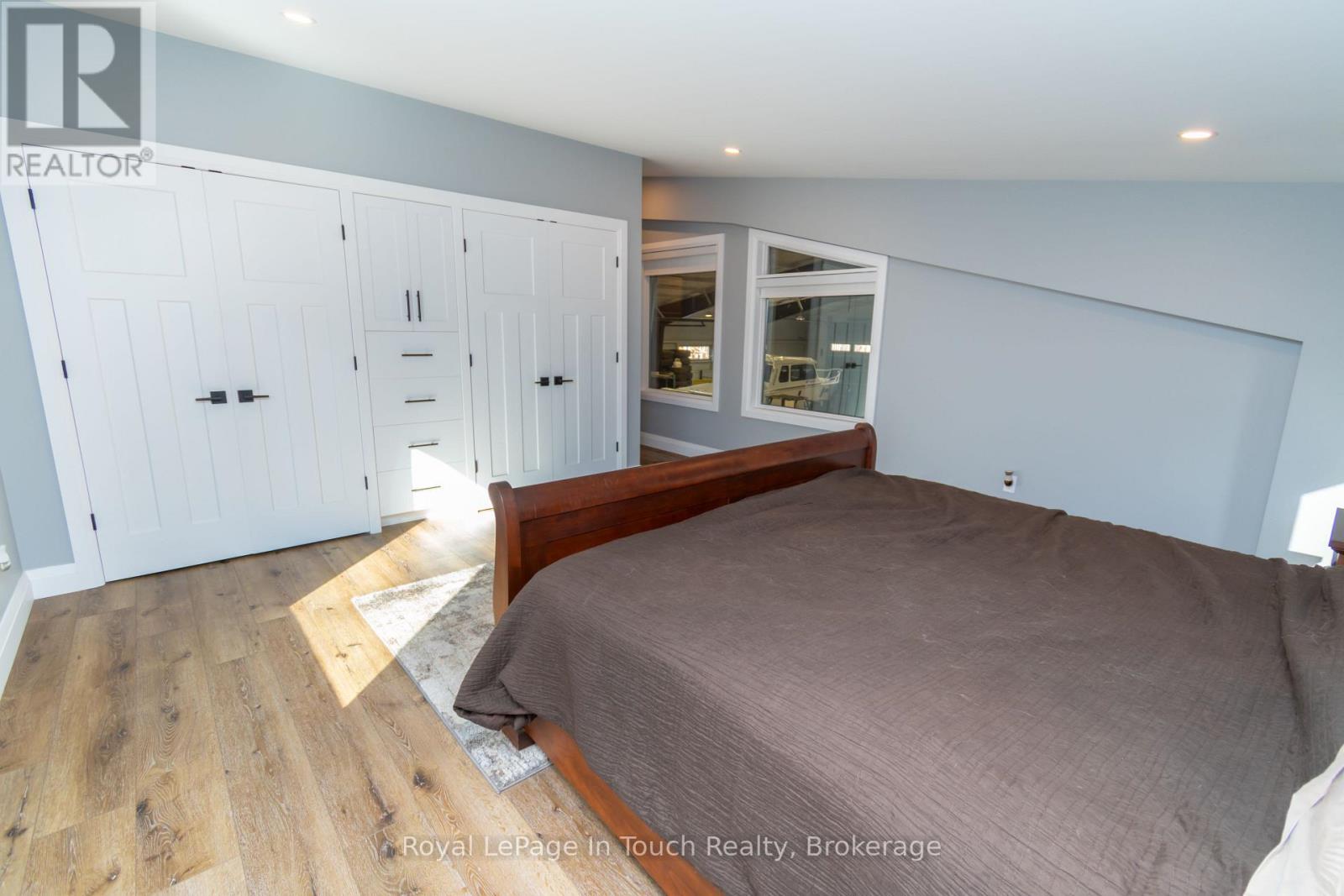 1388 CEDARPOINT ROAD - 11