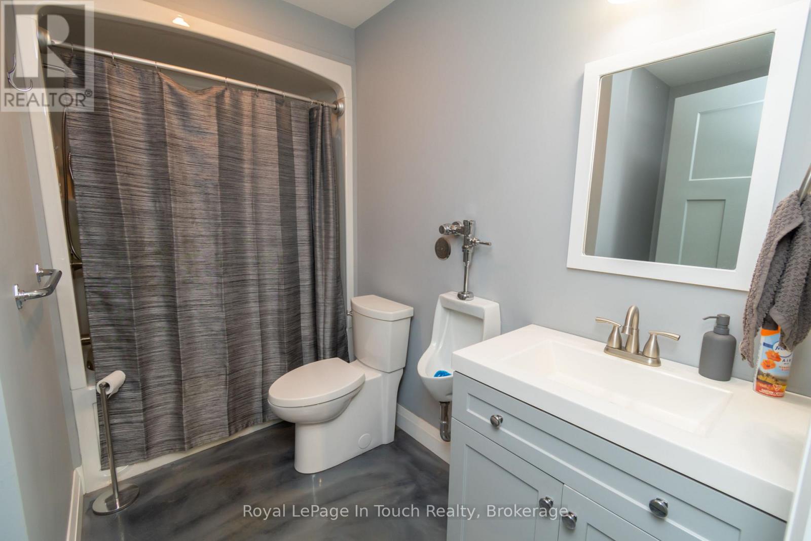 1388 CEDARPOINT ROAD - 29