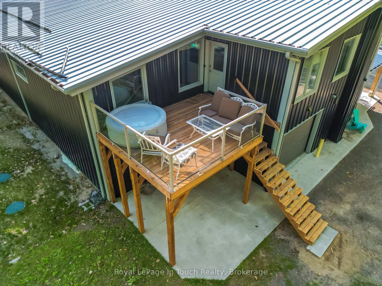 1388 CEDARPOINT ROAD - 5