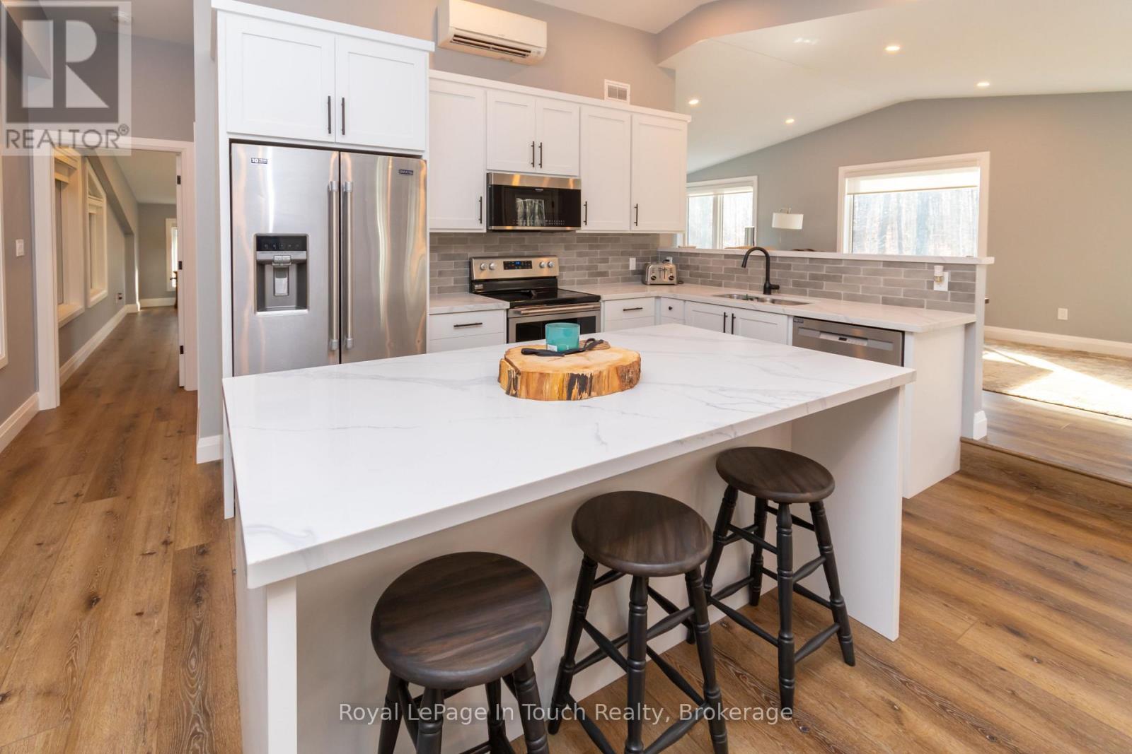 1388 CEDARPOINT ROAD - 8