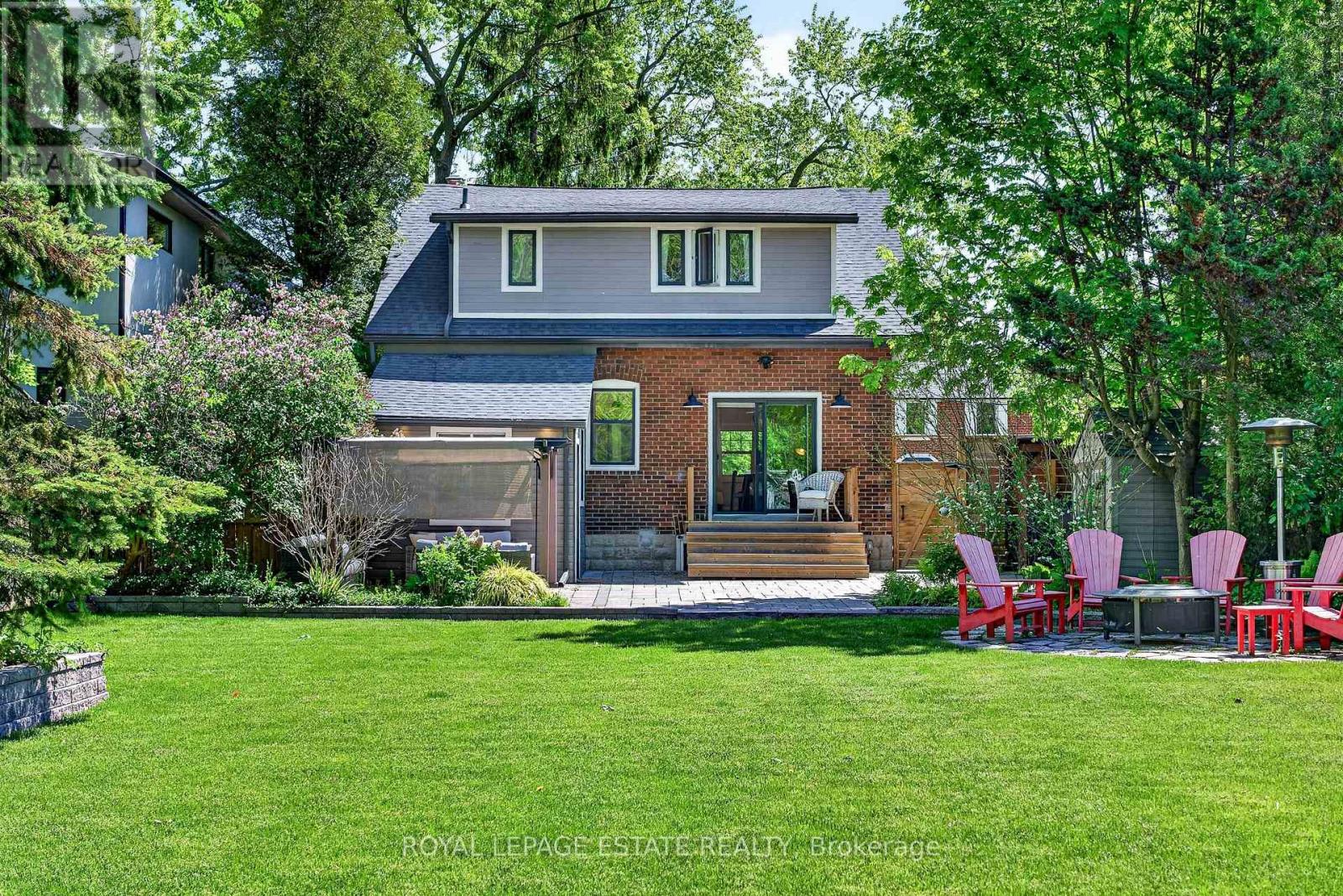 148 SCARBORO CRESCENT - 43