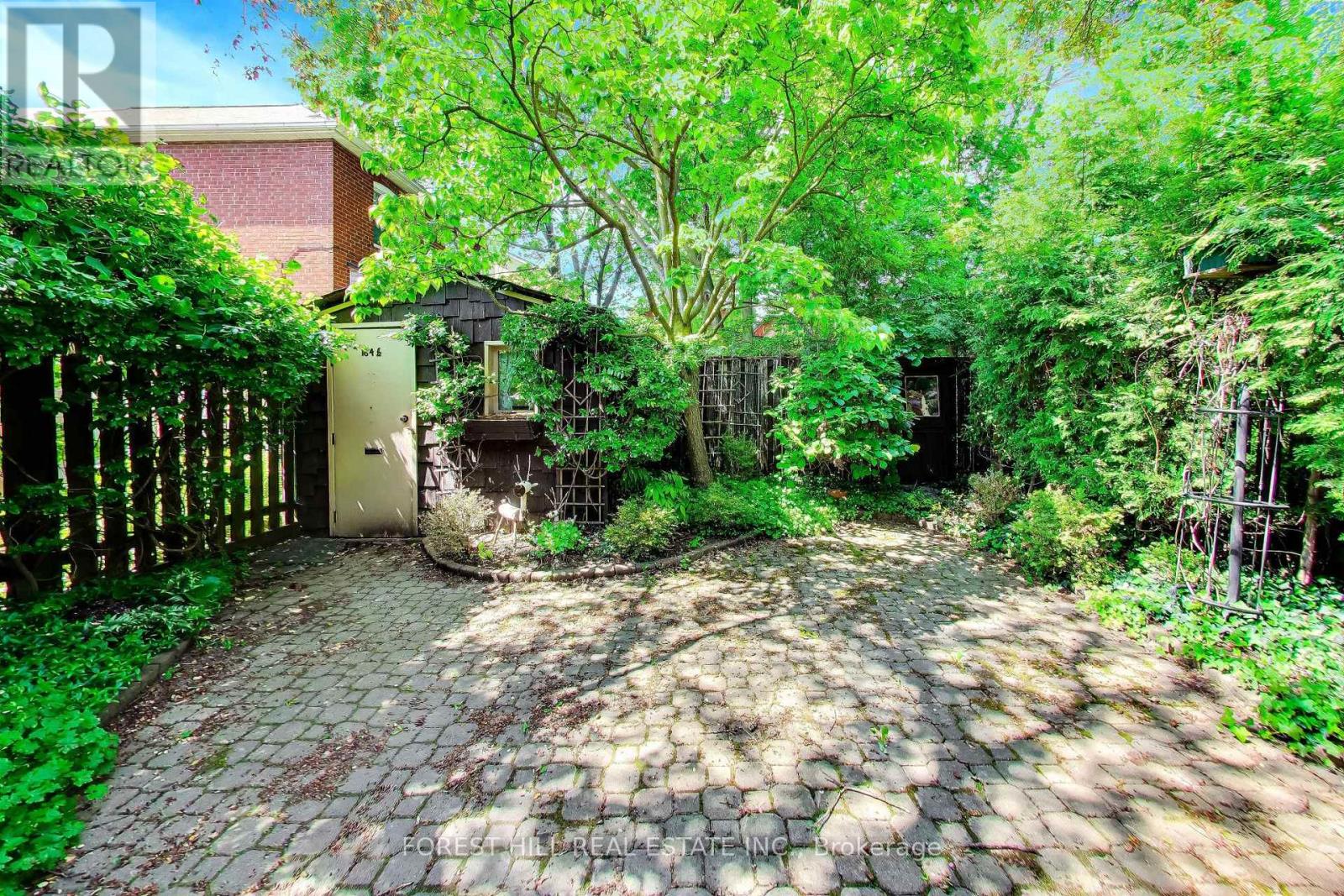 164 DELORAINE AVENUE - 31
