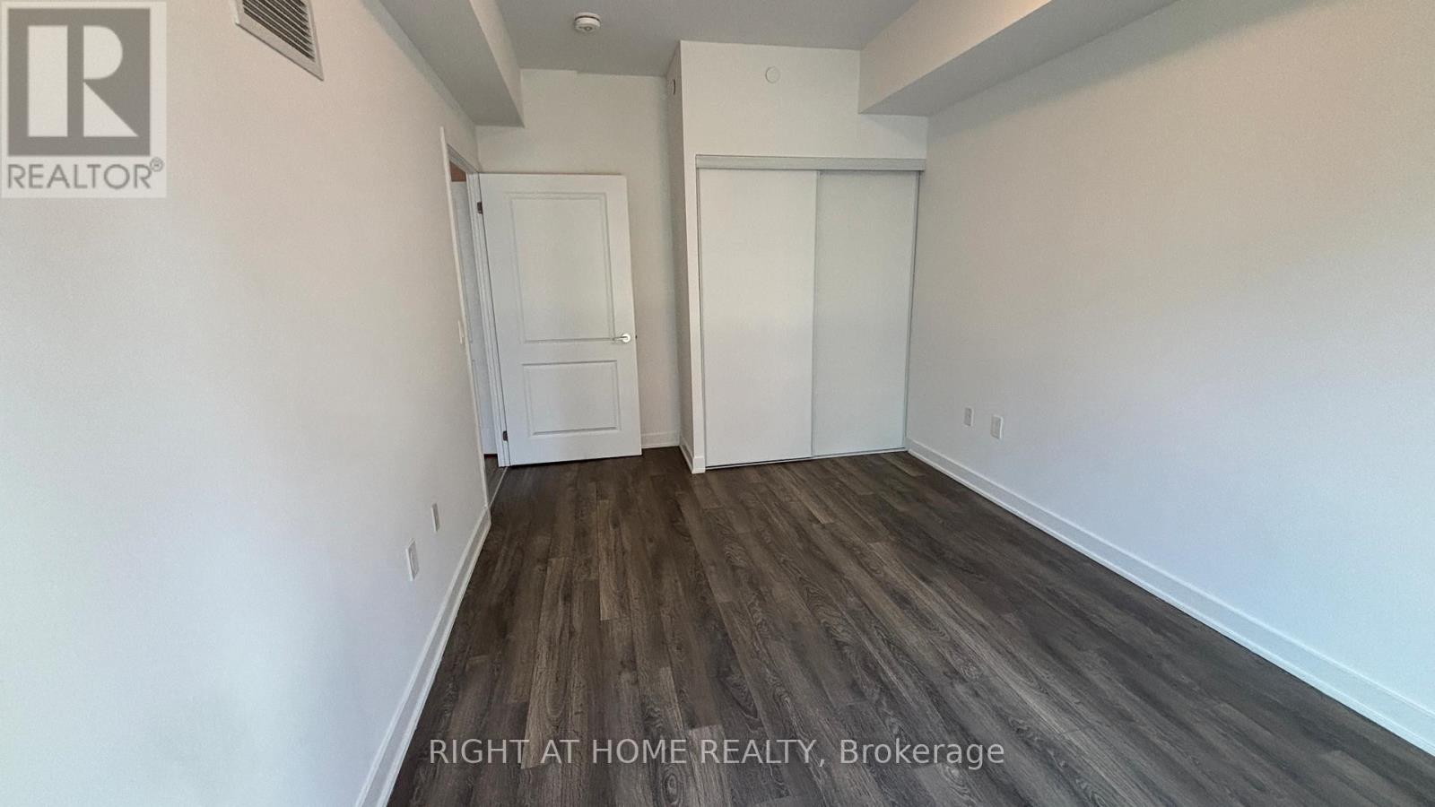 311 - 100 EAGLE ROCK WAY