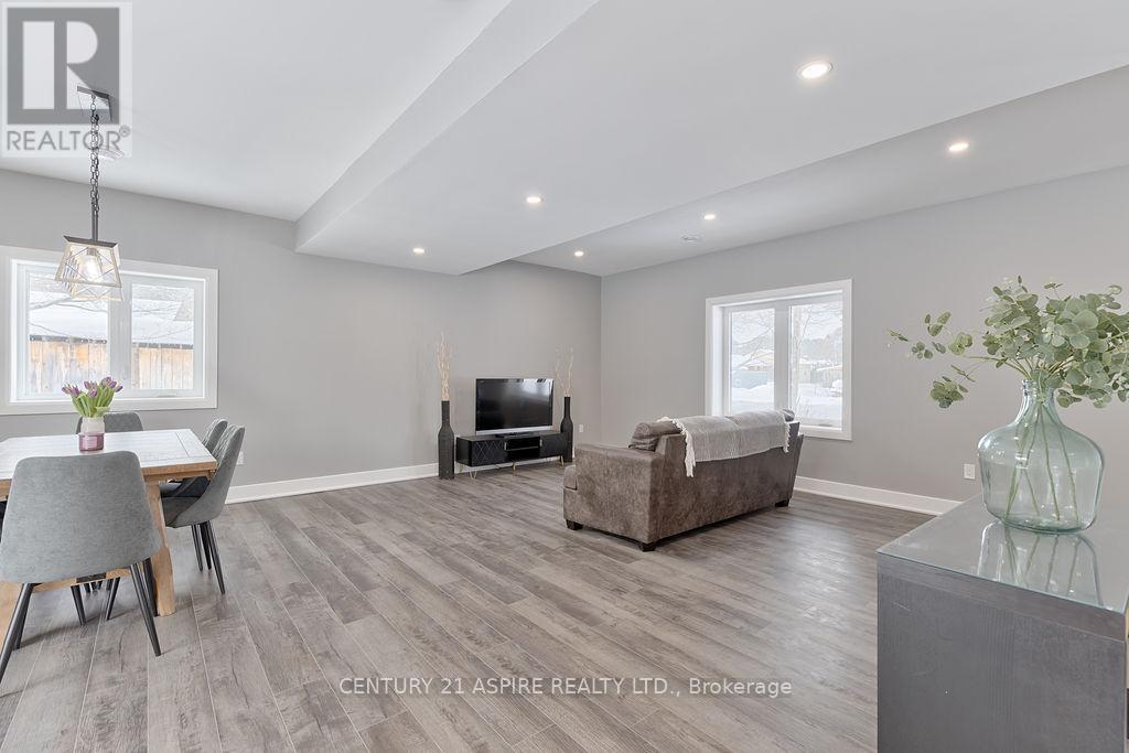 32 WILSON STREET - 27