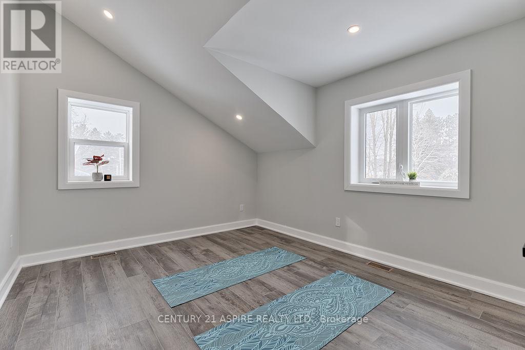 32 WILSON STREET - 45