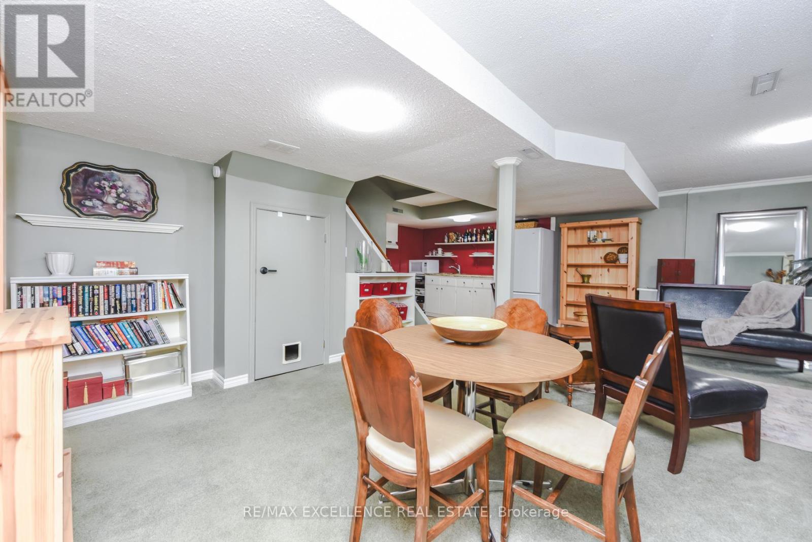 62 ATKINS CIRCLE - 39