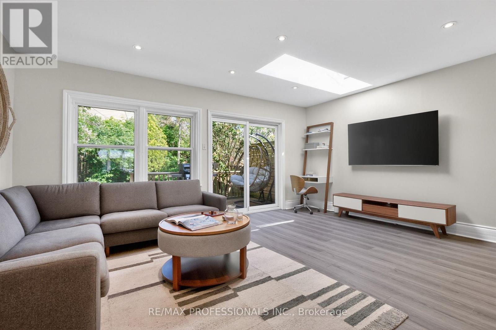 69 SKYLARK ROAD - 14