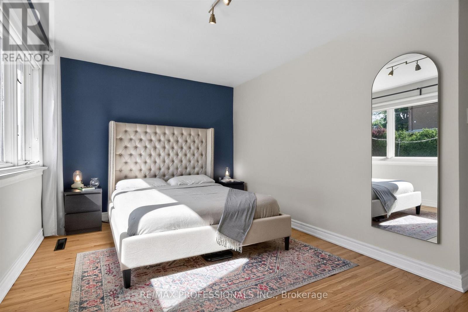 69 SKYLARK ROAD - 24