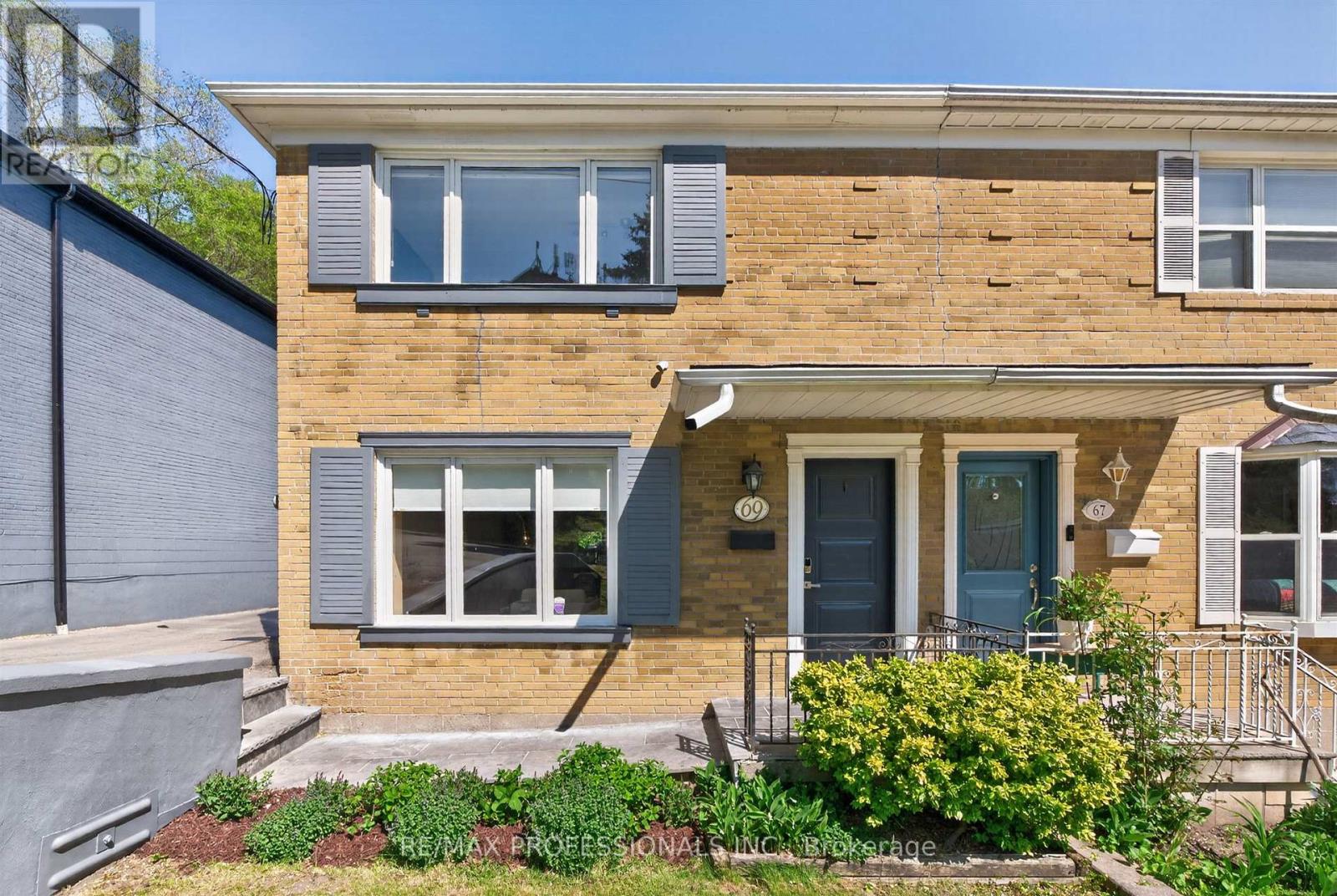 69 SKYLARK ROAD - 3