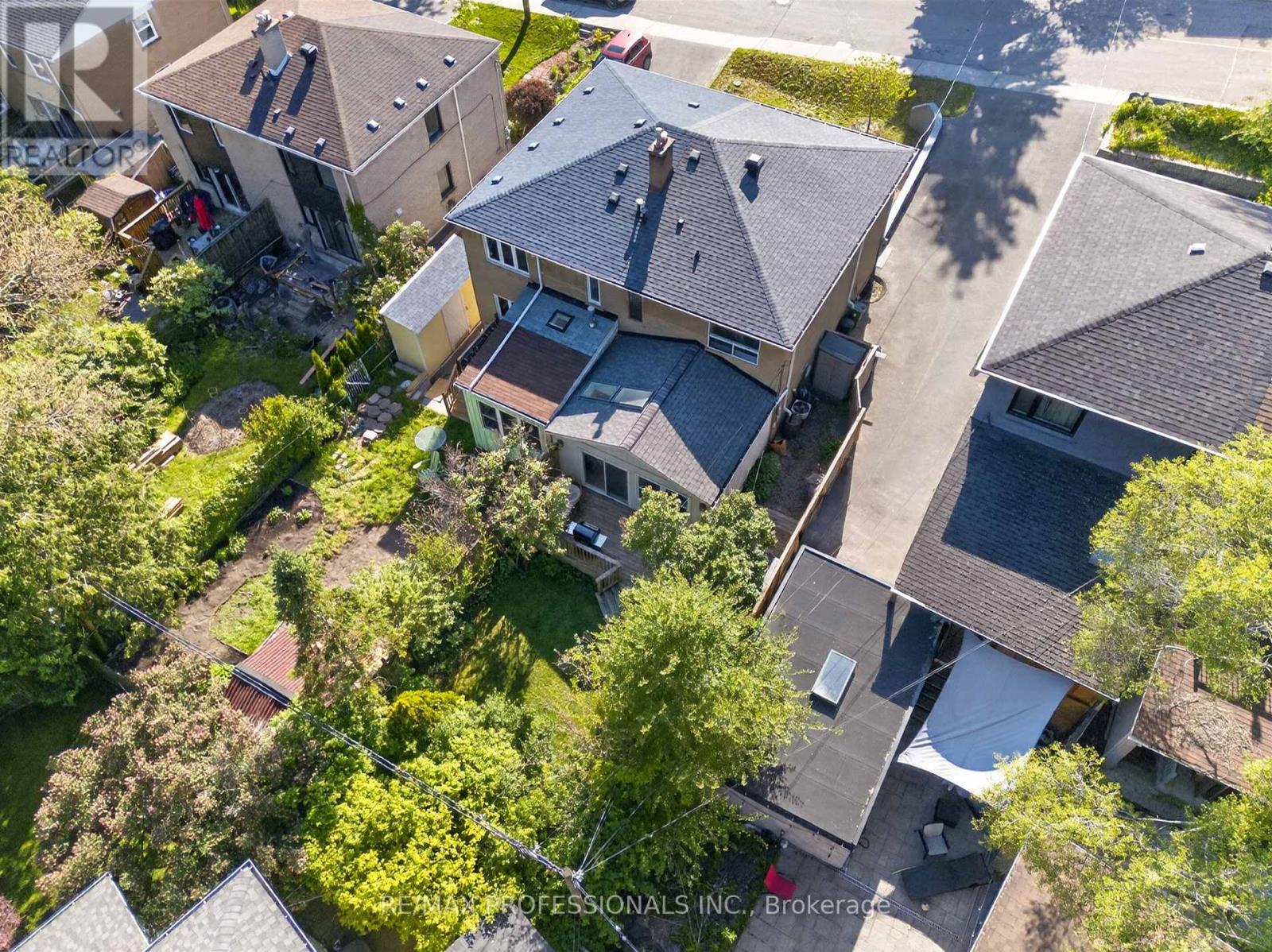 69 SKYLARK ROAD - 39