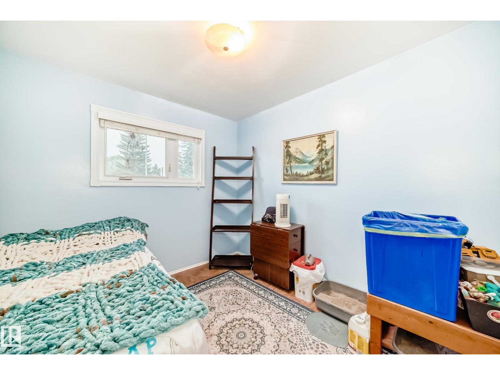 8006 159 ST NW - 21
