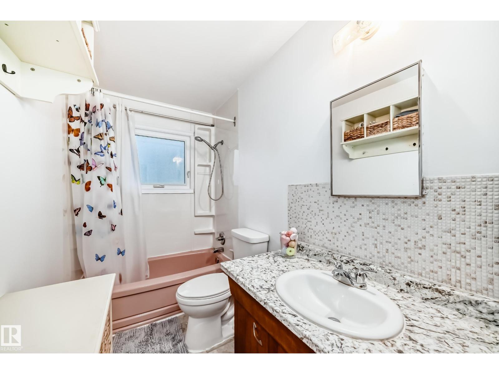 8006 159 ST NW - 25