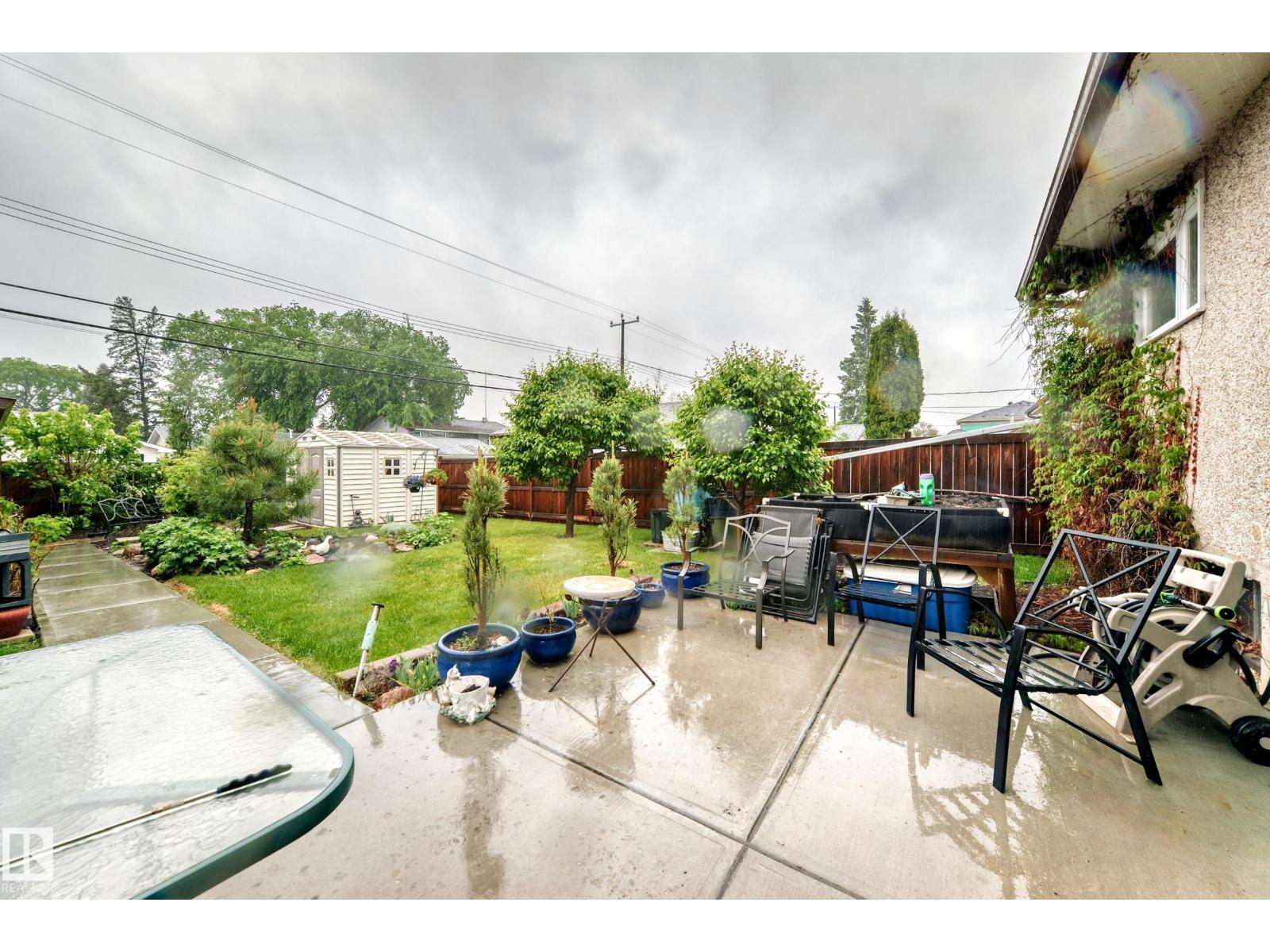 8006 159 ST NW - 45