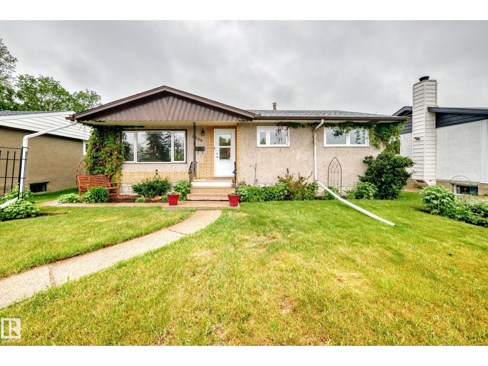 8006 159 ST NW - 53