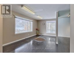 2889 Petawawa Boulevard, Petawawa, ON K8H1Y1 Photo 12