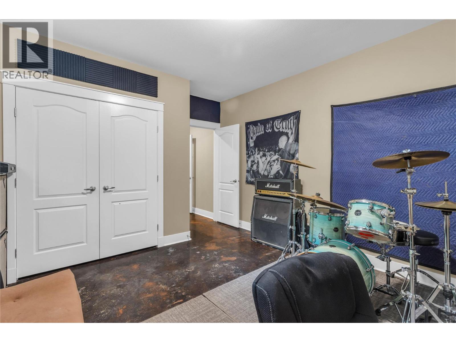 2410 Mountains Hollow Lane - 53