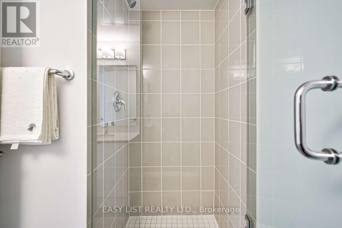 27 SPRUCE PINES CRESCENT - 9