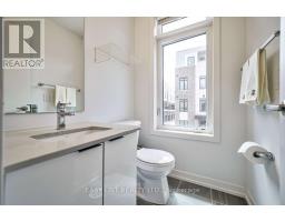 27 Spruce Pines Crescent, Toronto, ON M4A0A9 Photo 12
