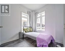 27 Spruce Pines Crescent, Toronto, ON M4A0A9 Photo 14
