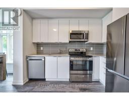 27 Spruce Pines Crescent, Toronto, ON M4A0A9 Photo 15