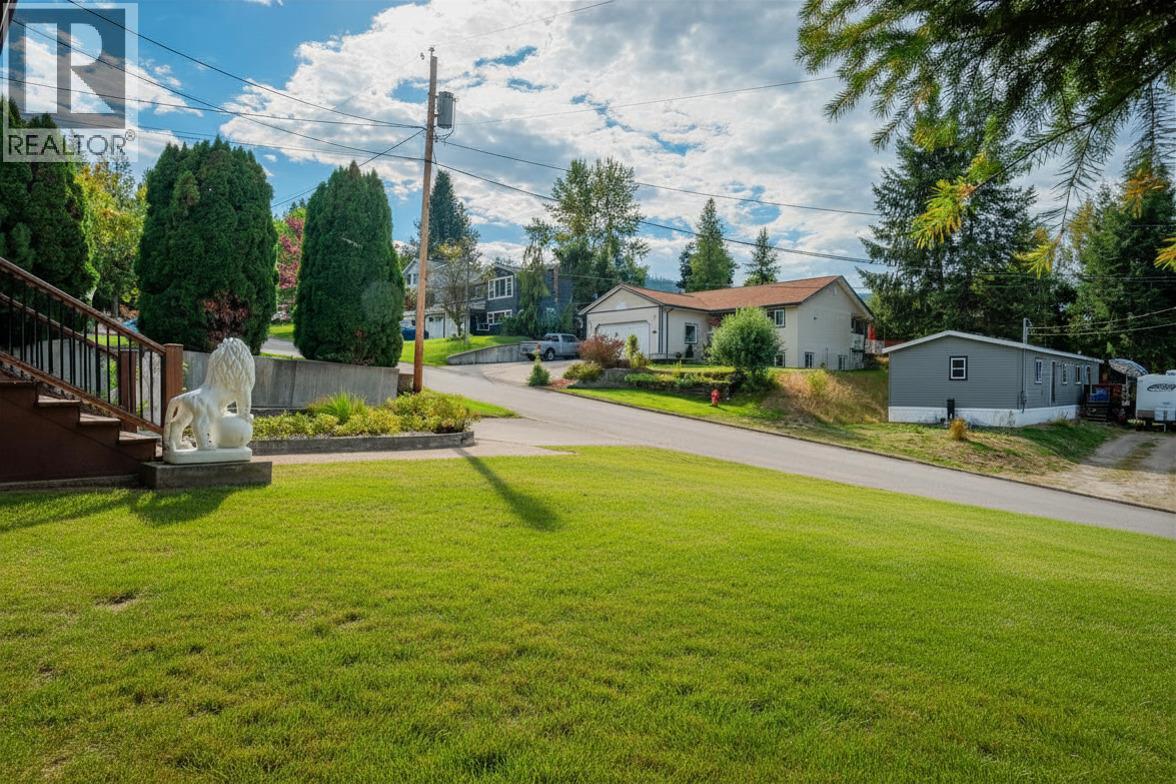 110 CEDAR Avenue - 38