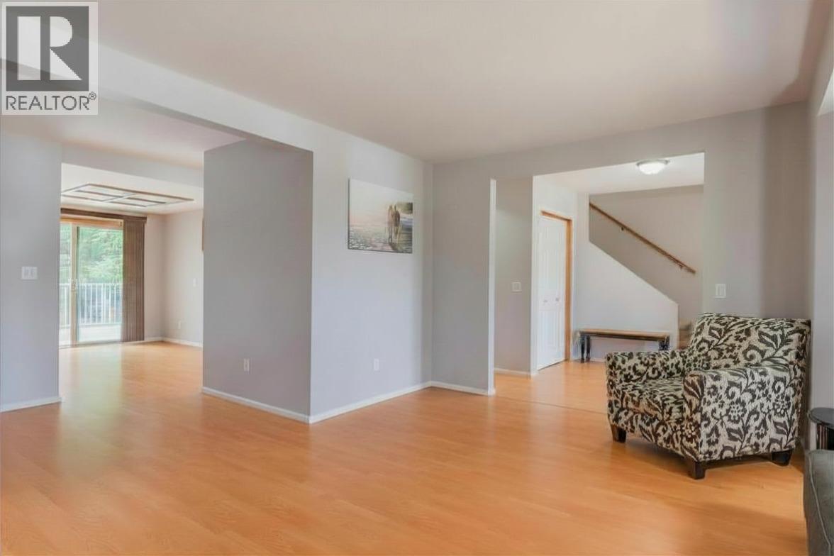 110 CEDAR Avenue - 6