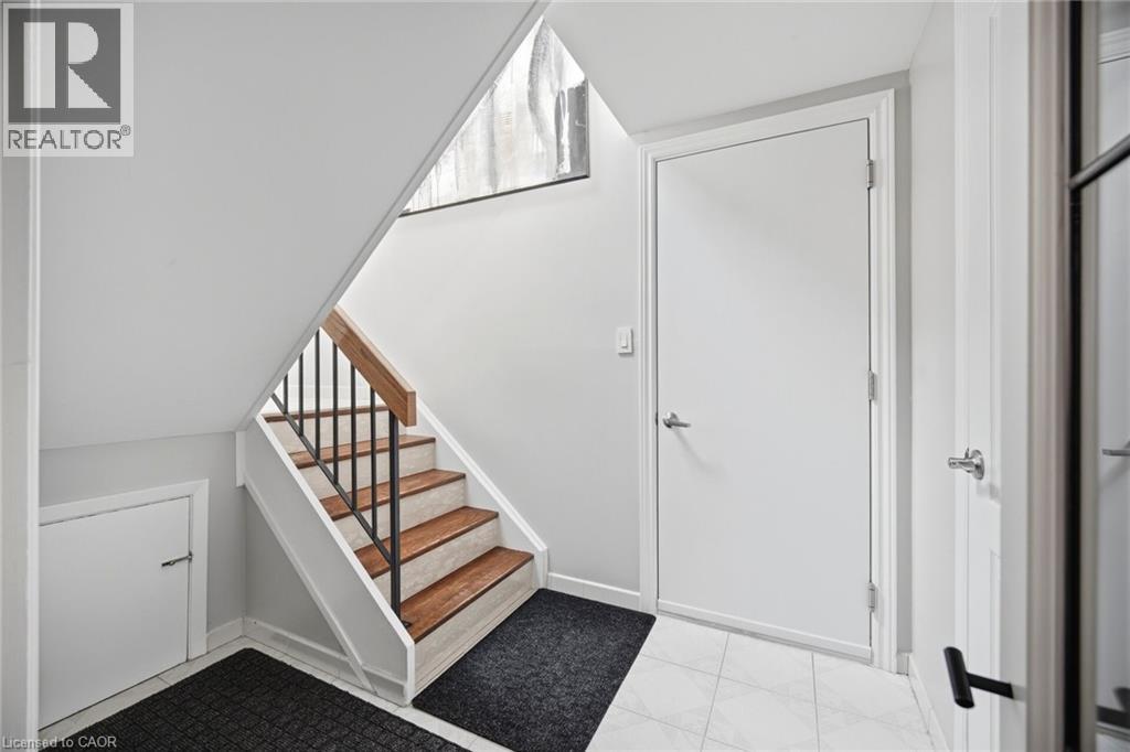 41 PLAINSMAN Road - 29