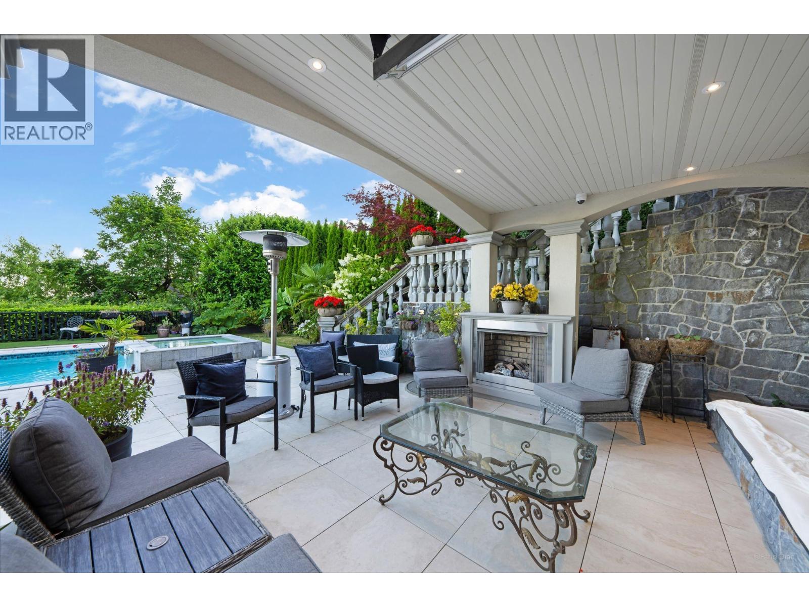 2538 OTTAWA AVENUE, West Vancouver